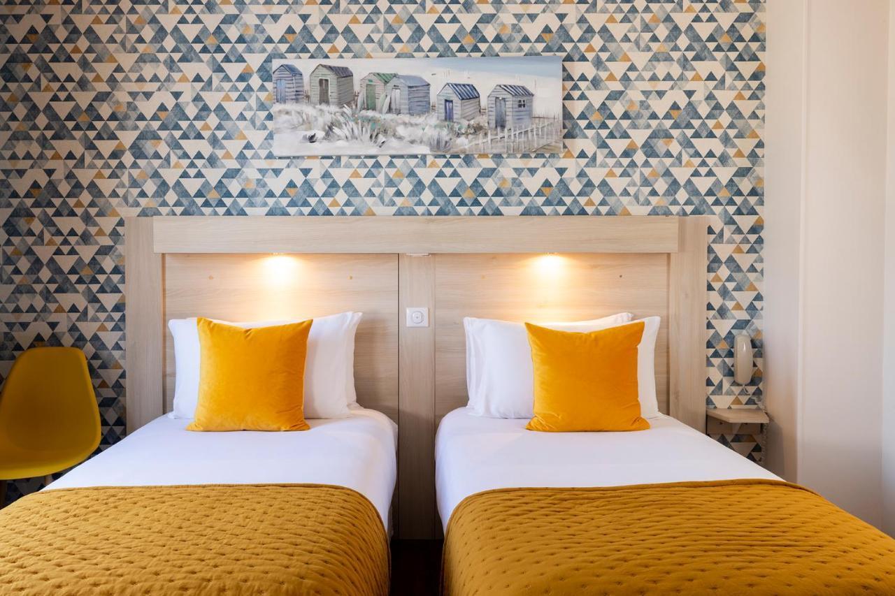 Hotel De Lion Sur Mer 외부 사진