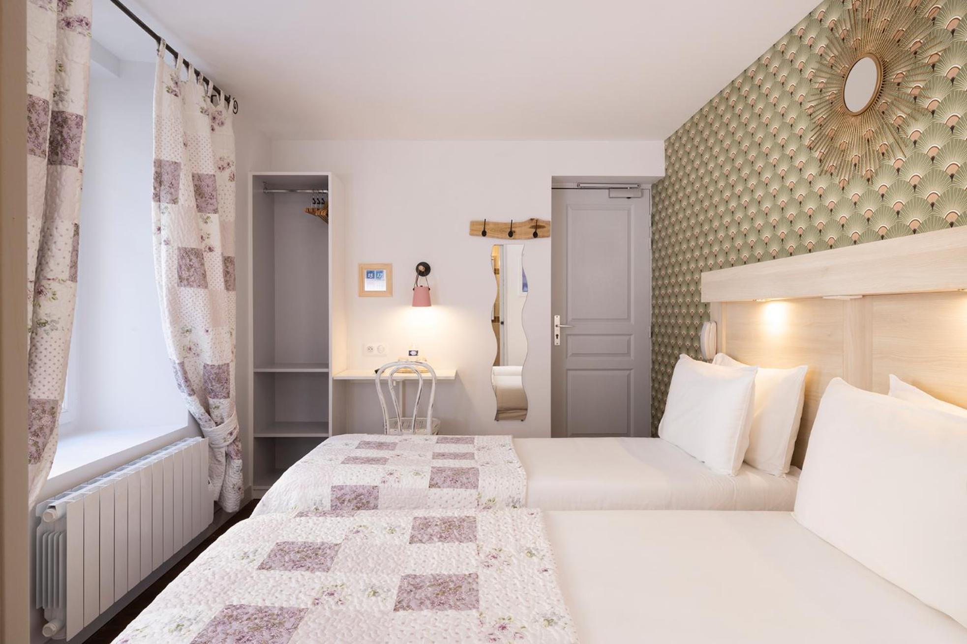 Hotel De Lion Sur Mer 외부 사진